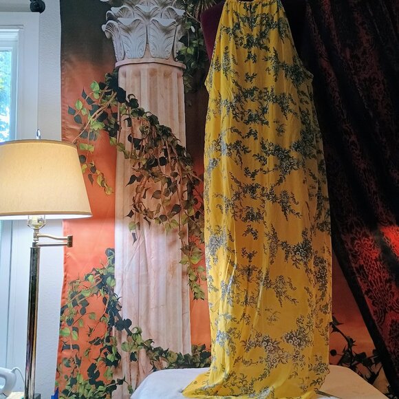 EUC: Mlle Gabrielle Sze. 3X Yellow Floral high-low Dress - Picture 2 of 5